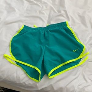 XS Nike shorts